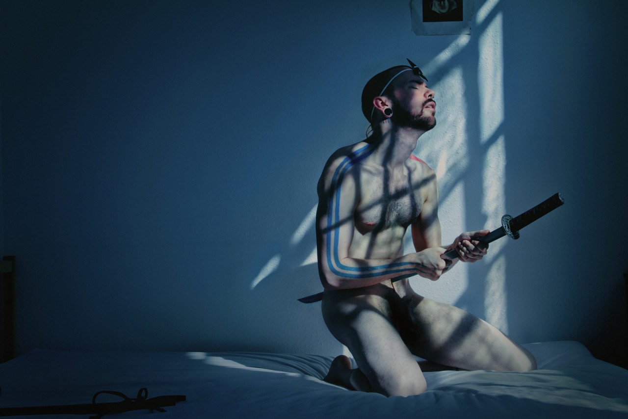 left-front-art:  Matthew Brindle - photographer and designer - self portraits  Happy