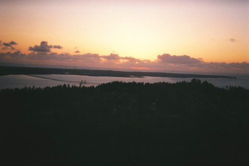 padehler:  sunset at the column3.20/21.14Astoria, OR 