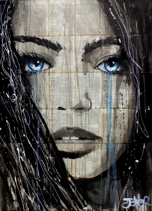  BEAUTIFUL FEMALE PORTRAITS ON VINTAGE BOOK PAGES BY LOUI JOVER 