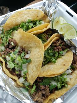 food-porn-diary:  Carne Asada street tacos