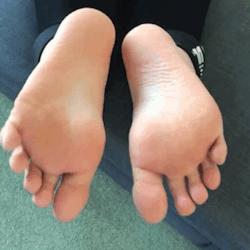 hornyandhungryalways:  Anyone want to play with these nice meaty soles while I watch? 😏🤤