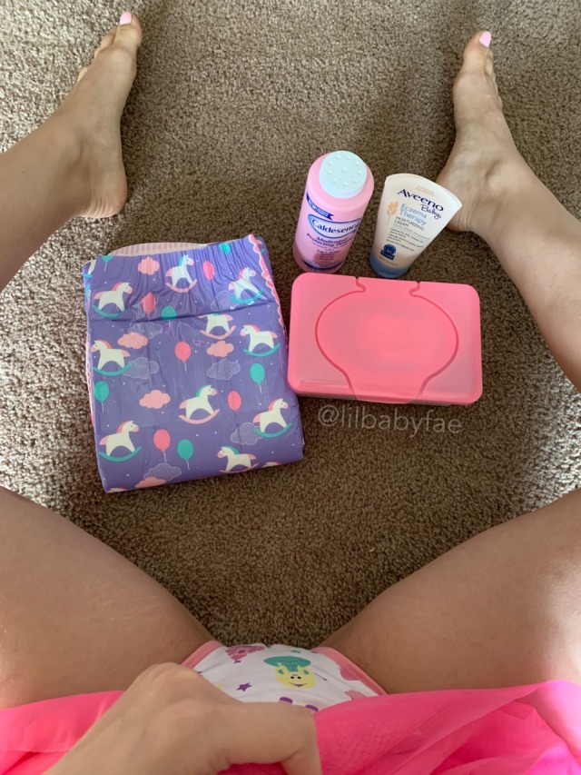 lilbabyfae:💞Tell me I’m a good girl for wearing my diapers for you, Daddy! 🥺💖🧚🏻‍♀️ My Videos / My Twitter / Spoil me 🧚🏻‍♀️