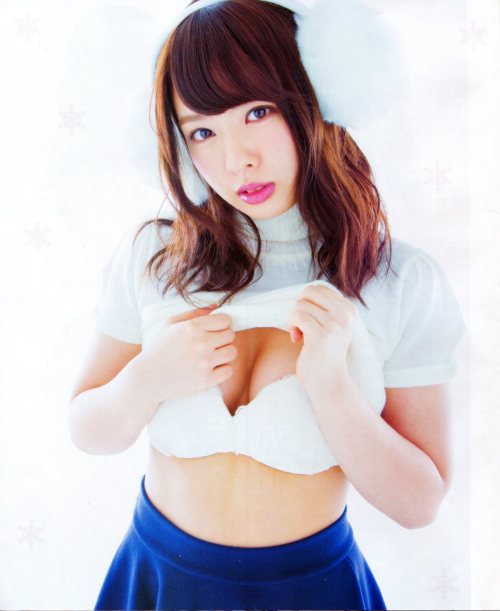 山田菜々