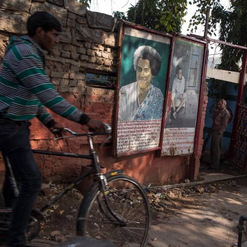Posters outside the latrine. #delhi #everydayindia #olddelhi #indiragandhi #india #street (at Delhi,