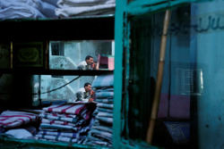 lindazahra:  EGYPT Cairo 2009 “ The last bath of cairo “   (American University Press 2009). © Pascal Meunier    “ In Cairo, the turkish baths (steam baths or hammams) are ineluctably dying in general indifference.” 