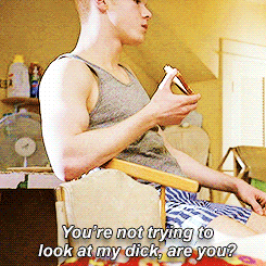 seokjinings: #watchshameless:3/10 scenes - 3x05 ~ “It’s a figure of speech. It’s