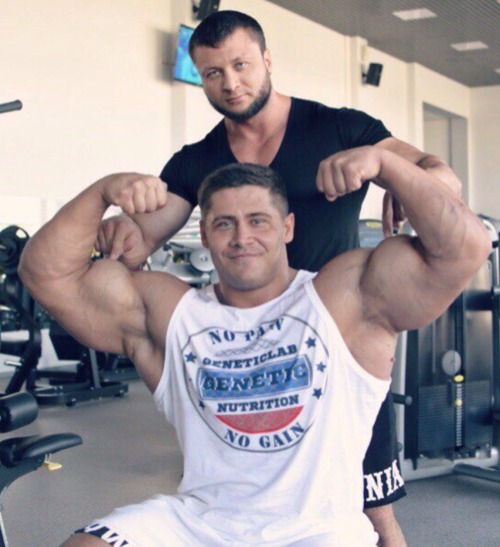 beeflover:  “Maybe if you’re good, I’ll let you put your whole hand on my biceps next time.” 
