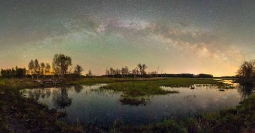 Took advantage of clear skies and the new moon on Tuesday night to capture the milky way. The night 