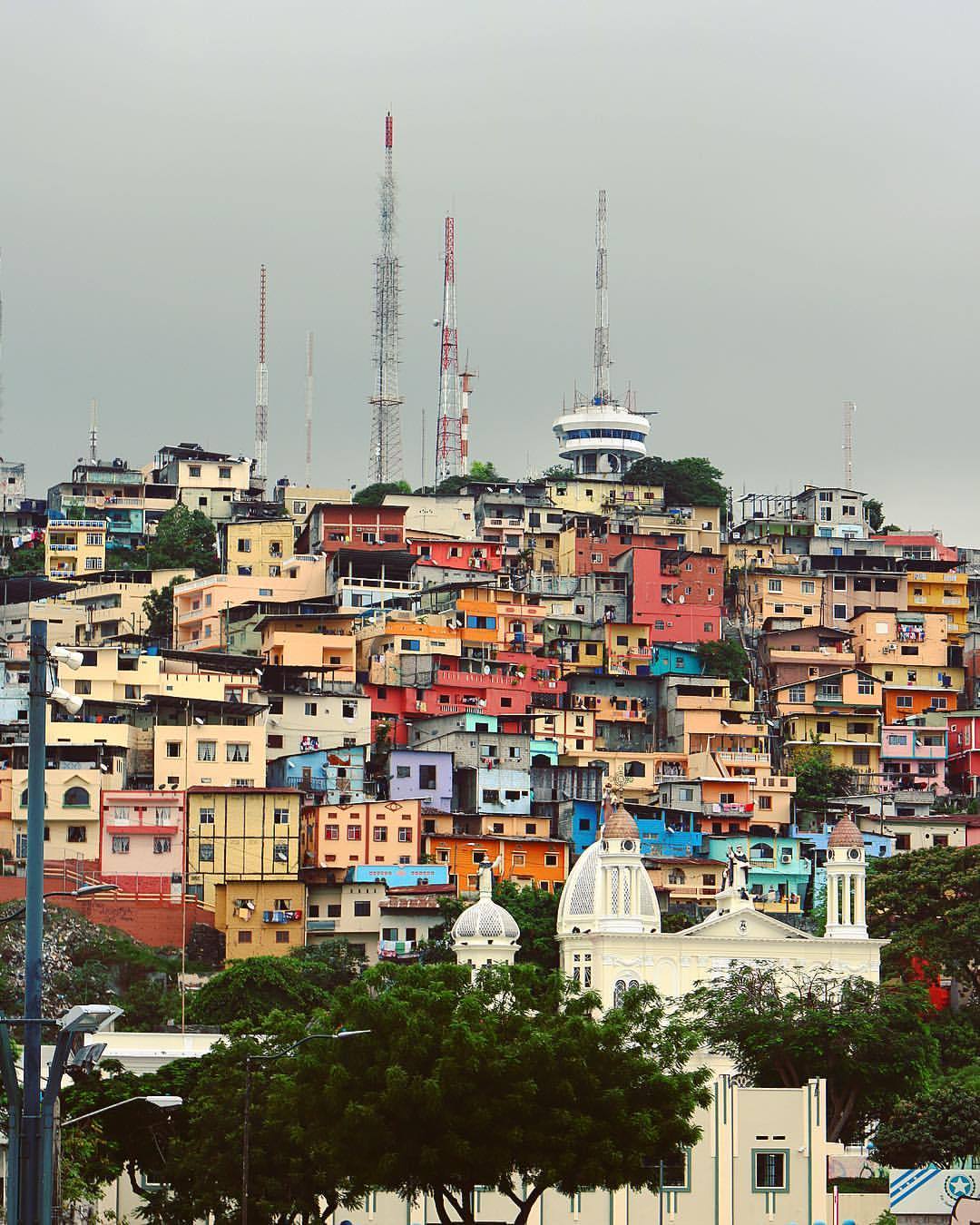 Cerro del Carmen, Guayaquil (en Guayaquil, Ecuador)
https://www.instagram.com/p/BsUTep7lyPp/?utm_source=ig_tumblr_share&igshid=103l30t7vgp46