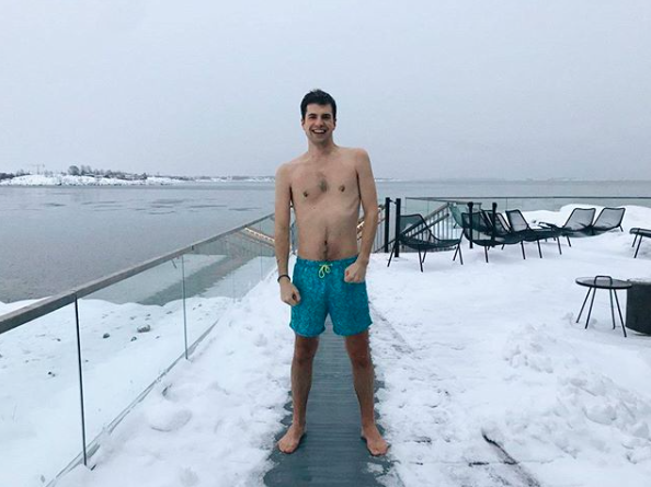 Julen HernándezYouTube: https://www.youtube.com/user/HolaJulen/videosInstagram: https://www.instagram.com/holajulen/