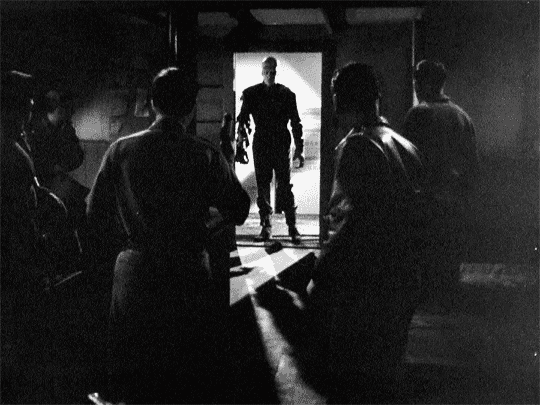 dailyhorrorfilms:   The Thing from Another World (1951)  | dir.  Christian Nyby 