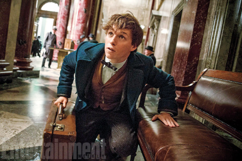 entertainmentweekly:8 magical first photos of Fantastic Beasts and Where to Find ThemYour exclusive 