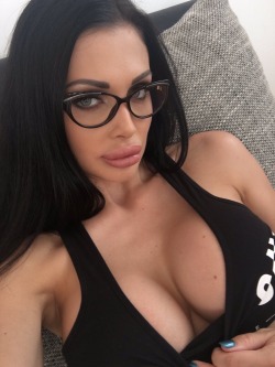 Therealalettaoceanxxx:  Can I Be Your Naughty Teacher? 