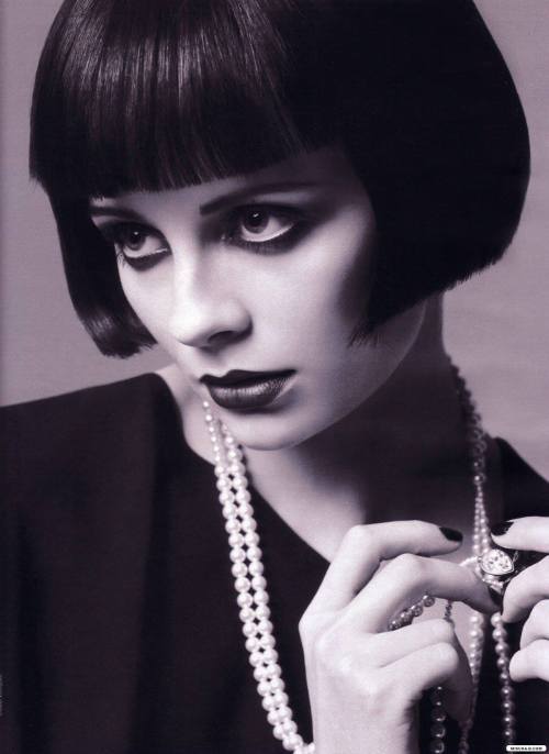 wordsandswords:Mischa Barton as Louise Brooks“Elle” France [2007]