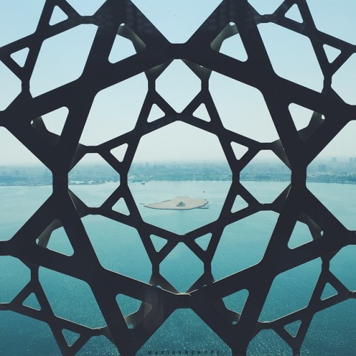 vacilandoelmundo:Norwegian photographer Marianne Hope captures Doha’s geometric patterns in beautifu