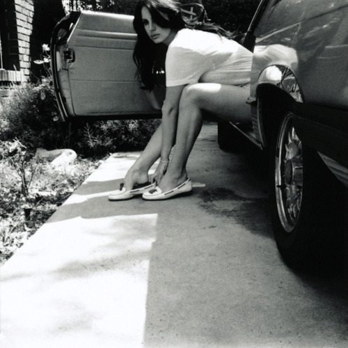 dellrey:  Lana Del Rey for ‘Ultraviolence' photographed by Neil Krug 