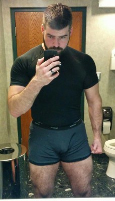 leprinceofsins:  irontemple:  leprinceofsins:  monkeysaysficus:  traviskduran:  irontemple:  Good morning.  This guy is a studly beast!! No homo  Lots of homo  make me your bitch homo  No  