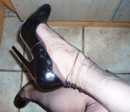 jadesissyslut:  brangwenursula:  My ankles adult photos