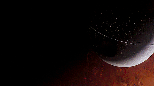 neillblomkamp:Rogue One: A Star Wars Story (2016) Directed by Gareth Edwards This was not a bad story, but it was too short, and edited even shorter, it gave us glimpses of people we were apparently supposed to immediately care deeply about, but humanity