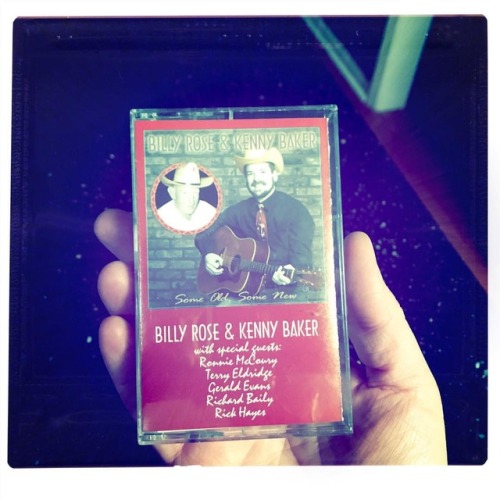 <p>Also, if whoever put this in my fiddle case when I wasn’t looking wants to raise his or her hand, I promise there will be no consequences. You thought you were pretty funny, didn’t you? But joke’s on you, I totally still own a cassette player. #kennybakeroncassette #thingsifindinmyfiddlecase #thatsnothowyouspelleldredge  (at Fiddlestar)</p>