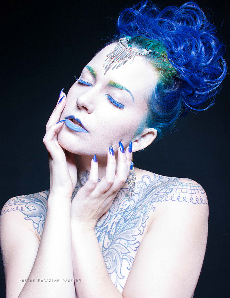 leahvelocity:  She Paints Me Blue- editorial out in the last issue of Freque MagazineMODEL/HMUA/STYLING: