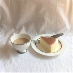 cafechai:  https://www.instagram.com/p/BZU5DhThkzw 