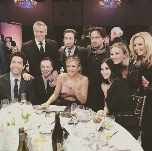 transponsters: The cast of Friends almost all together again (24 Jan 2016). Damn it, Perry!