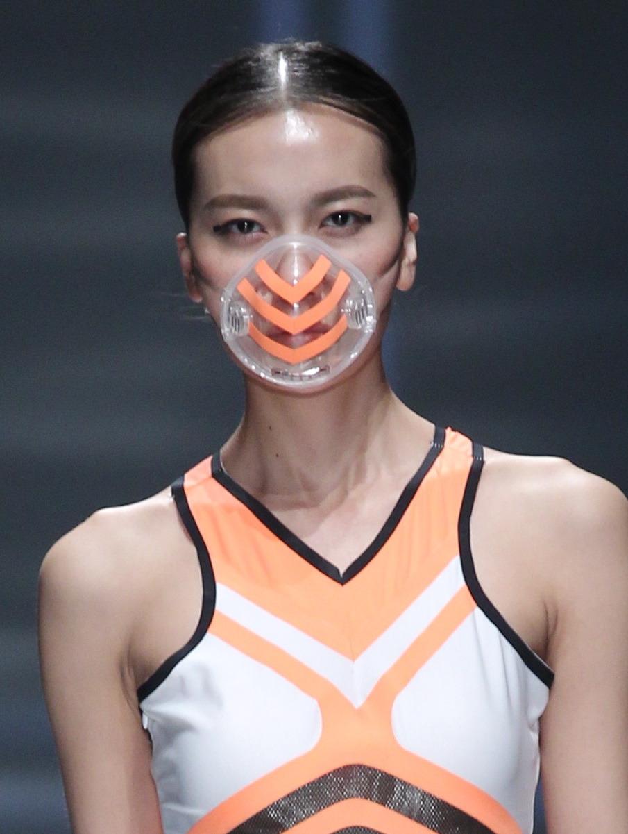 cvntfetish:  bodyfluids:  Smog masks at QIAODAN Yin Peng S/S 15 China Fashion Week 