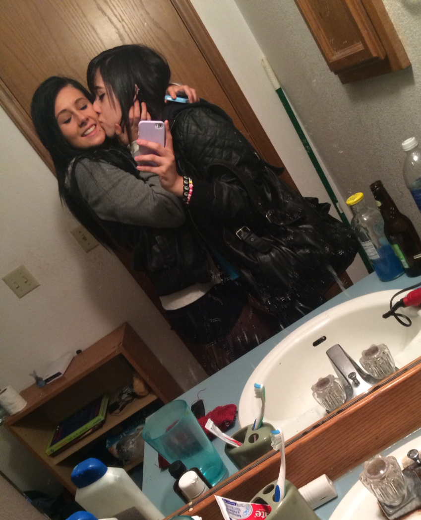 zef2fuckingdeath:  Cutie girlfriend appreciation post and how much we’ve changed