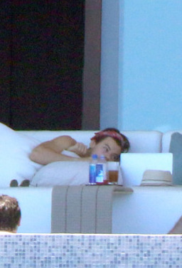 edwardstyles:  baby wakes from nap and is unhappy 