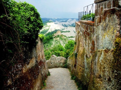 italian-landscapes:Civita di Bagnoregio, Lazio, ItalyCivita is also known as “la città che muore” (t