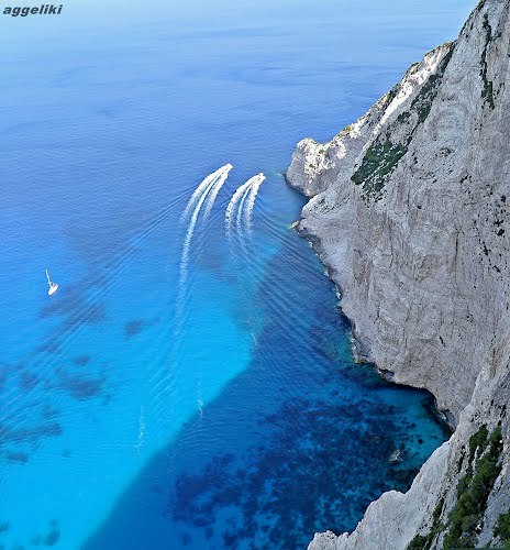 land-of-legends:  Οι βραχοι στο Ναυαγιο. / Rocks in the shipwreck. by aggeliki.k  follow for more si