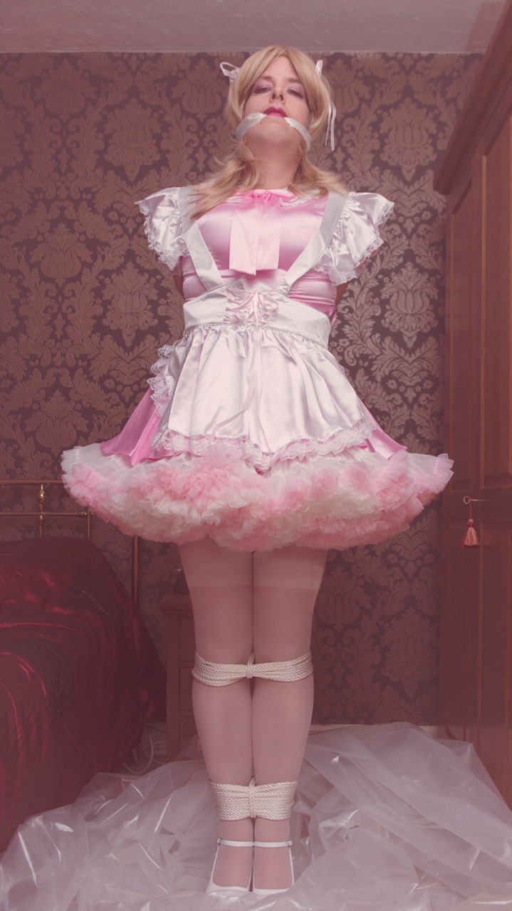 chateaufemmeuk:  Sissy maid cleaning, then put into storage… Here at www.chateaufemme.com