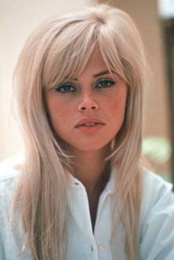 dailyactress:  Britt Ekland