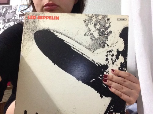 scarletlippedharlot:  So Chris was all omg you should join our vinyl party and I was all like “oh I mean I guess”