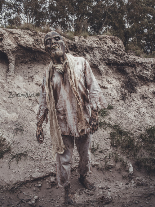 Zombie Cosplay from iconic Lucio Fulci’s film “Zombi 2″ Follow for more! >> https://www.instag