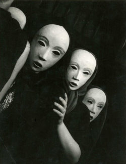 chagalov:  Yvonne Chevalier, Masques, c.1935