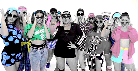 justiiah:  i am in love with this choreo / mv