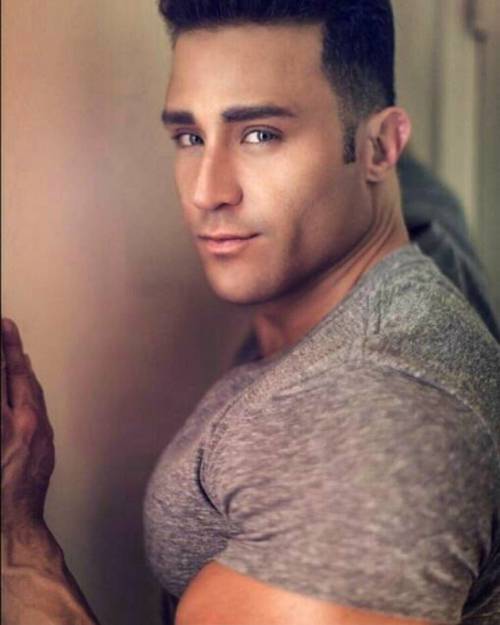 menforus:  @randycanche_ifbb ⚫  #menstyle #fitness #manstyle #lifestyle #healthylife #health #fashionmen #style #fitnessmotivation #manfashion #menfashion #malemodel #fashionformen #picoftheday #hunk #hunks #muscleguy #muscleup