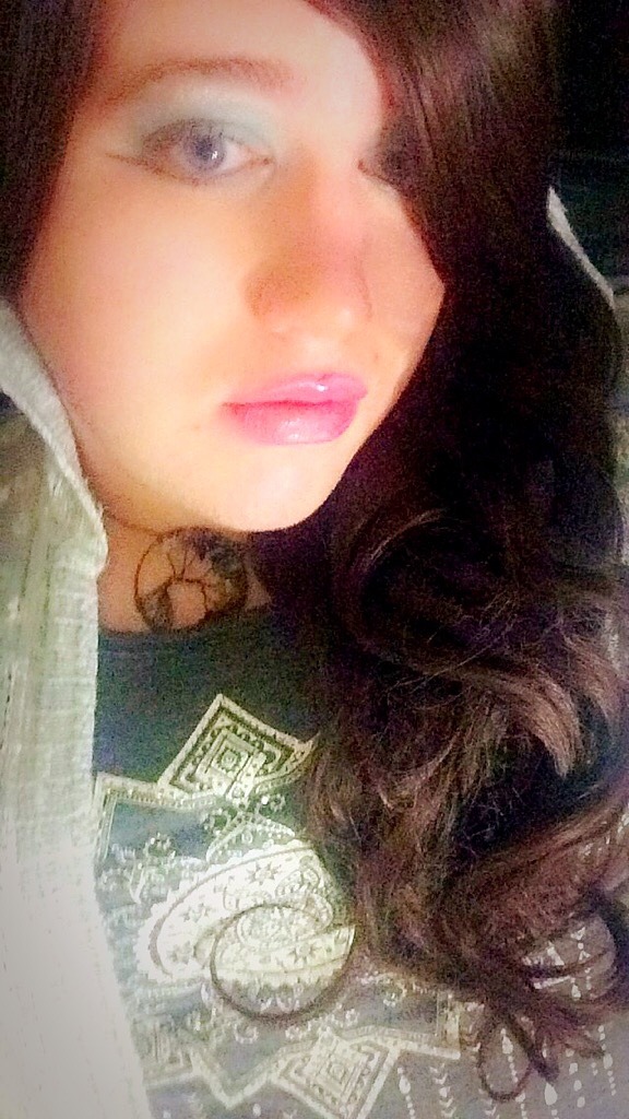 ashleyaurora:  💜❤️💚💛💖💙💋