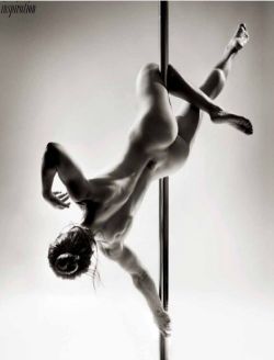 poledance-girls:  Poledance Girl http://poledance-girls.tumblr.com/