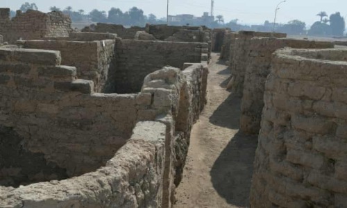 merelygifted:3,000-year-old ‘lost golden city’ of ancient Egypt discovered | Egypt | The Guardian …“