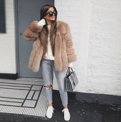 asimpleluxuries:FIND OUT WHICH COAT/JACKET  WOULD BE PERFECT FOR YOU BASED ON YOUR ZODIAC SIGN:ARIES