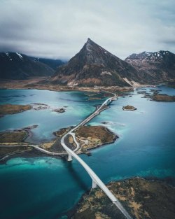 no-se-lo-digas-a-nadie:  Noruega (Norway)