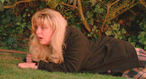 sheryl lee as laura palmer in twin peaks: fire walk with me (1992): she gave THE ultimate performanc