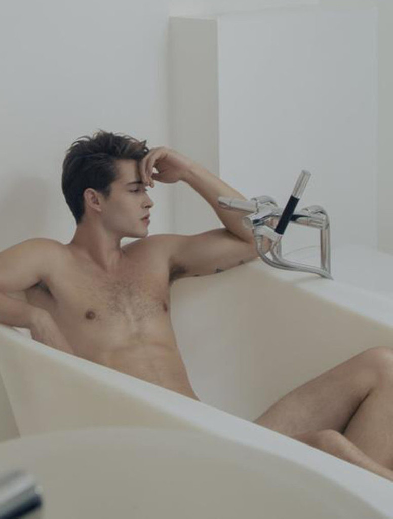 kcalron:  hotshoots:  Francisco Lachowski. Photographer Justino Esteves  😍😍😍😍😍