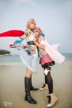 :  Lightning Cosplayer 