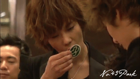 jungminsjuliet:  9 adorable gifs of Park Jungmin. ^^ 
