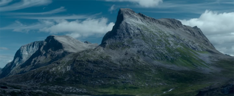 evilnol6:  .”Ex Machina”written and directed by Alex Garland