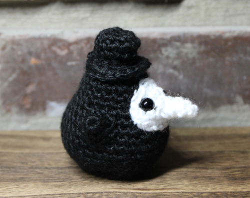 thefox-and-thespindle:O LAWD, he’s back in stock! And even more chonky. >.>https://www.etsy.co